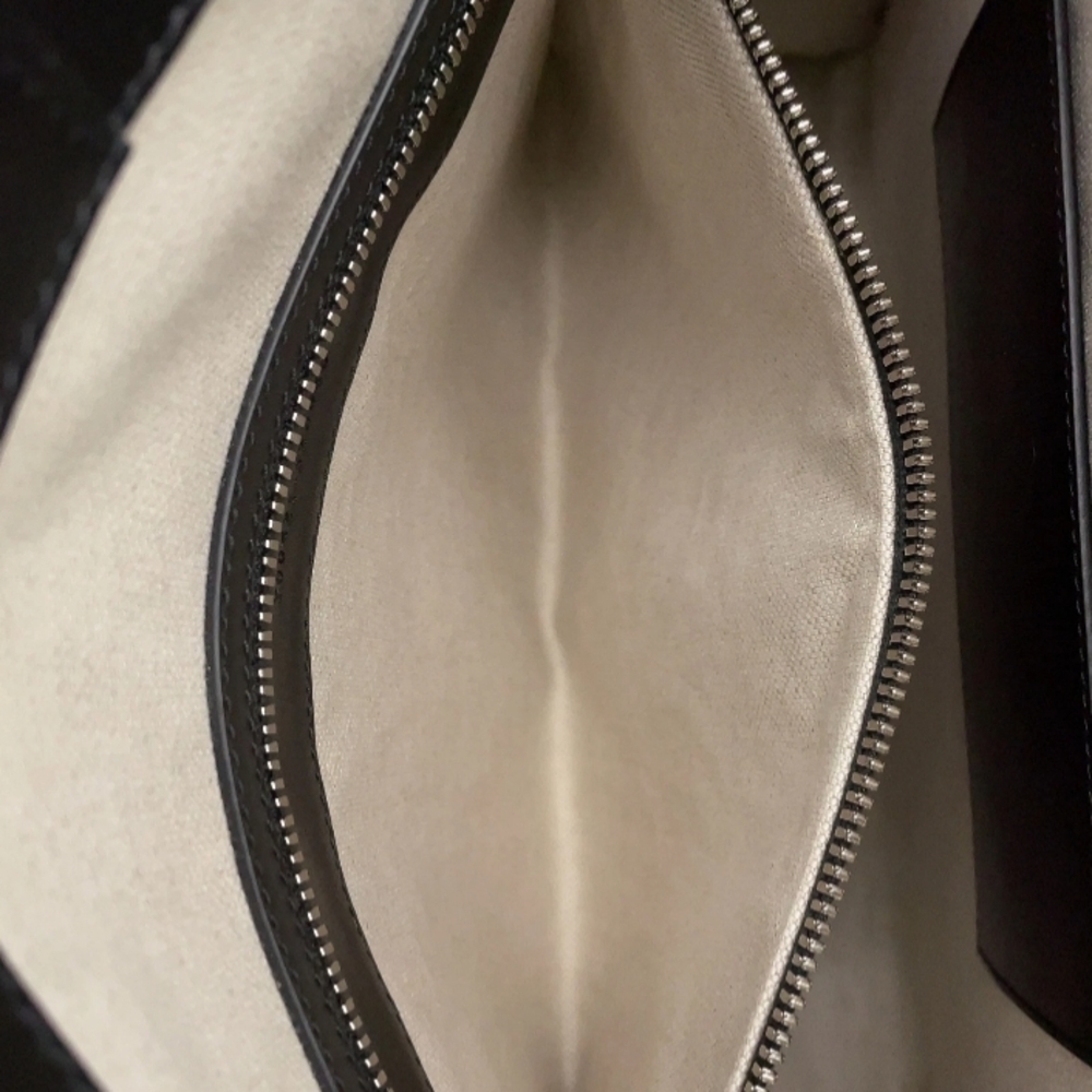 SALE! Authentic Gucci GG Black Embossed Leather Briefcase Tote W Dust Bag UNISEX - Picture 8 of 15